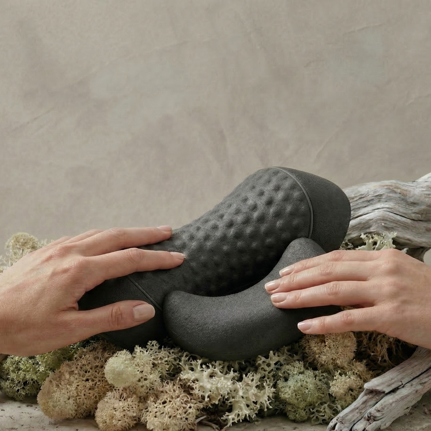 Cervical Massage Pillow | 42°C Heat Therapy | Deep Tissue Vibration | Air Decompression | Grey