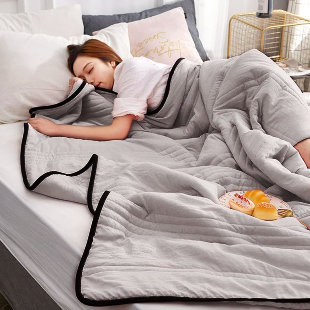 Cooling Blanket | Lightweight Breathable Design | Summer Sleep Comfort